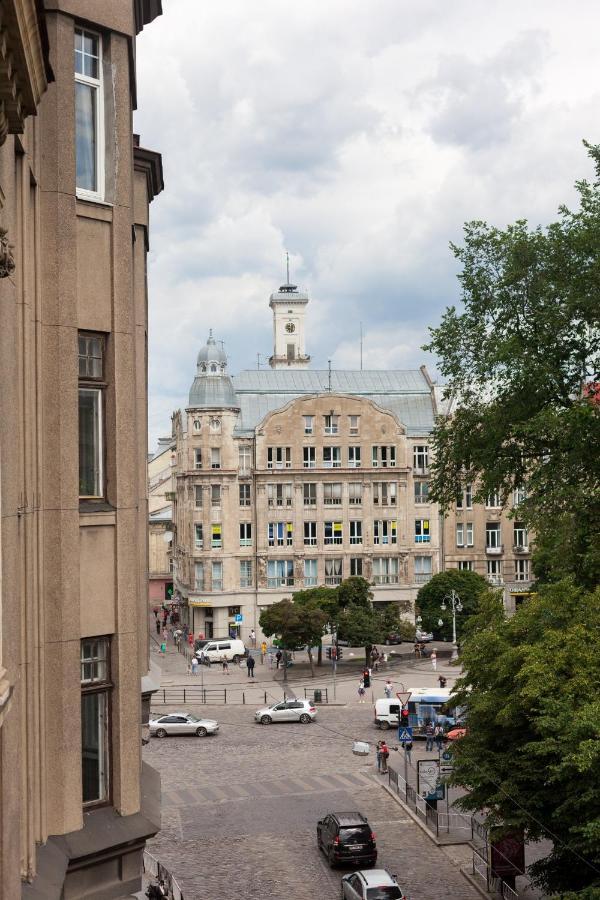 Leogrand Three Bedrooms Vip Apartments On Kniazia Romana 12 Lwów Zewnętrze zdjęcie
