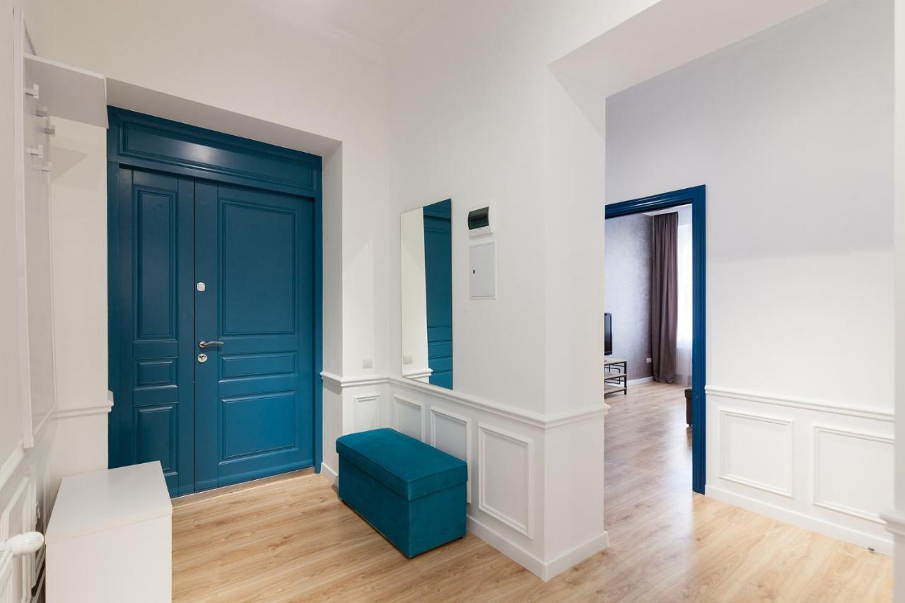 Leogrand Three Bedrooms Vip Apartments On Kniazia Romana 12 Lwów Zewnętrze zdjęcie