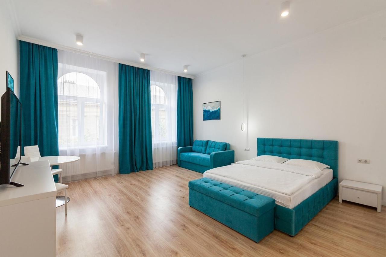 Leogrand Three Bedrooms Vip Apartments On Kniazia Romana 12 Lwów Zewnętrze zdjęcie